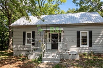 Building Photo - 108 Gilman St SE