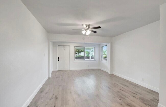 Foto del edificio - 222 SW 14th Ave