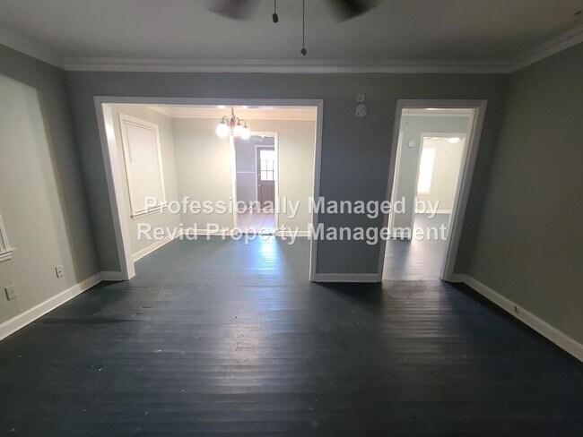 Foto del edificio - 1245 Elliston Rd