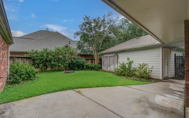 Foto del edificio - 16839 Willow Bend Ct