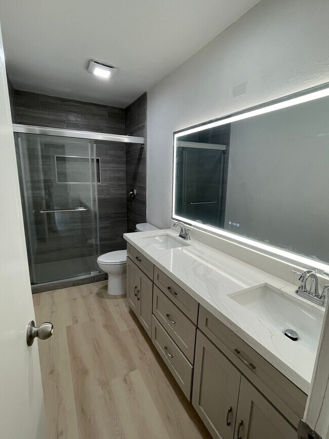 Foto del edificio - 4601 Carmen Ave