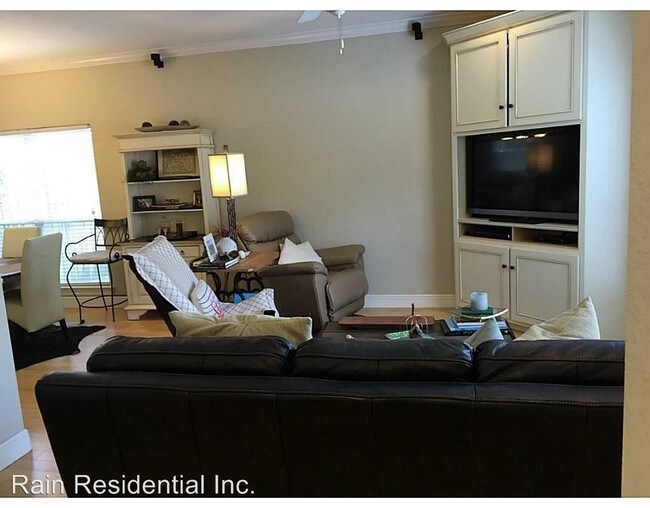 Foto del edificio - 3 br, 2.5 bath House - 120 Armand Oaks