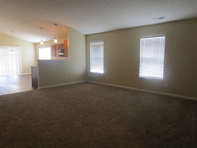 Foto del edificio - 1283 Spring Lake Dr