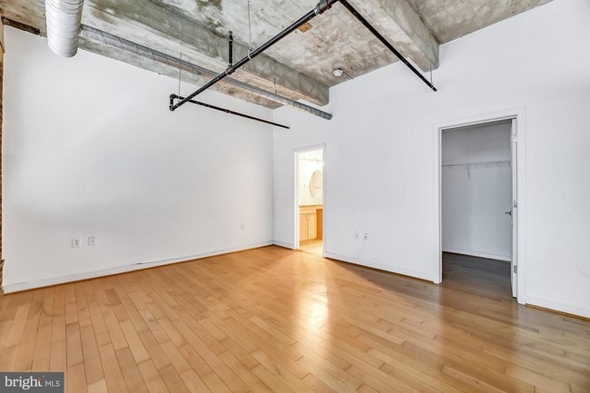 Building Photo - 234 Holliday St