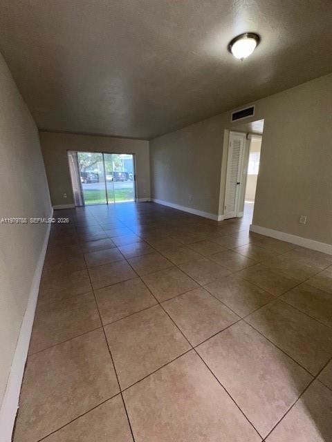Building Photo - 7500 SW 82nd St