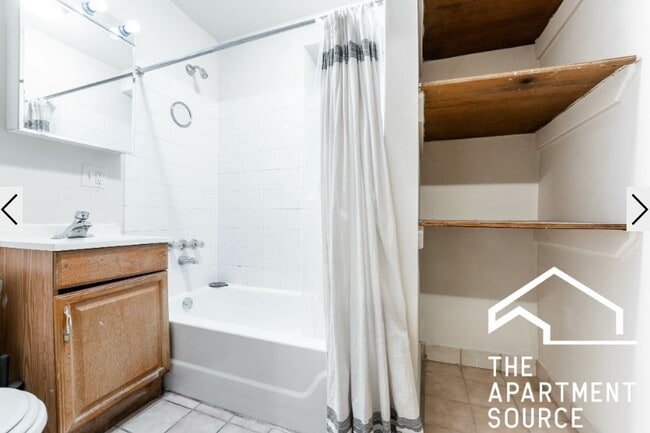 Photo - 2890 N Clark St Apartment