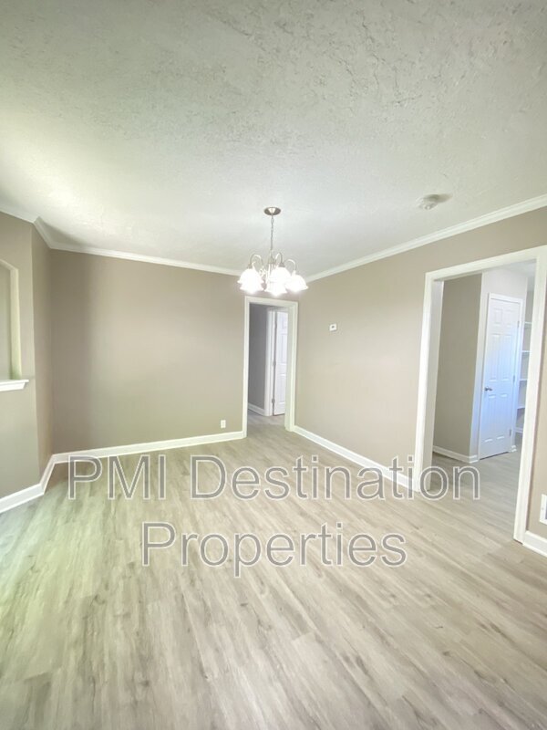 Foto del edificio - 5710 Hadley St