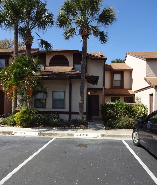 Building Photo - 2906 S Semoran Blvd