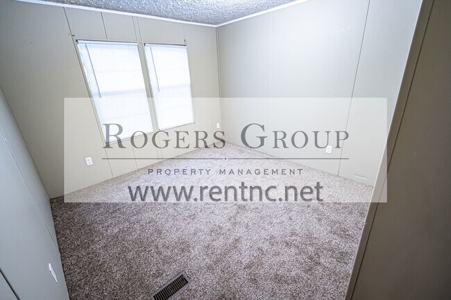 Foto del edificio - 117 Mallard Ln