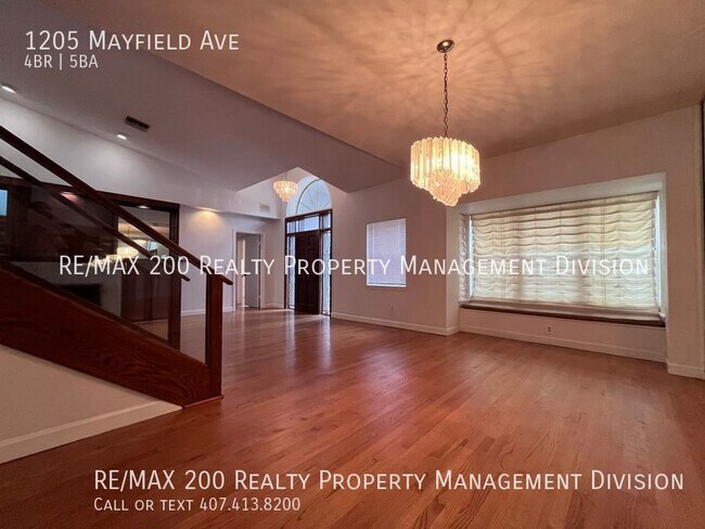 Building Photo - 1205 Mayfield Ave