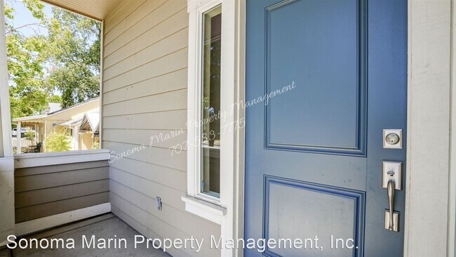 Foto del edificio - 3 br, 2.5 bath House - 1524 & 1526 Lance D...