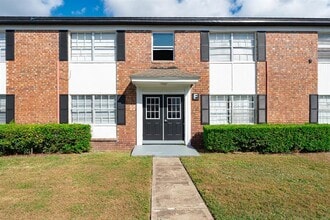 Building Photo - 5325 Curry Ford Rd