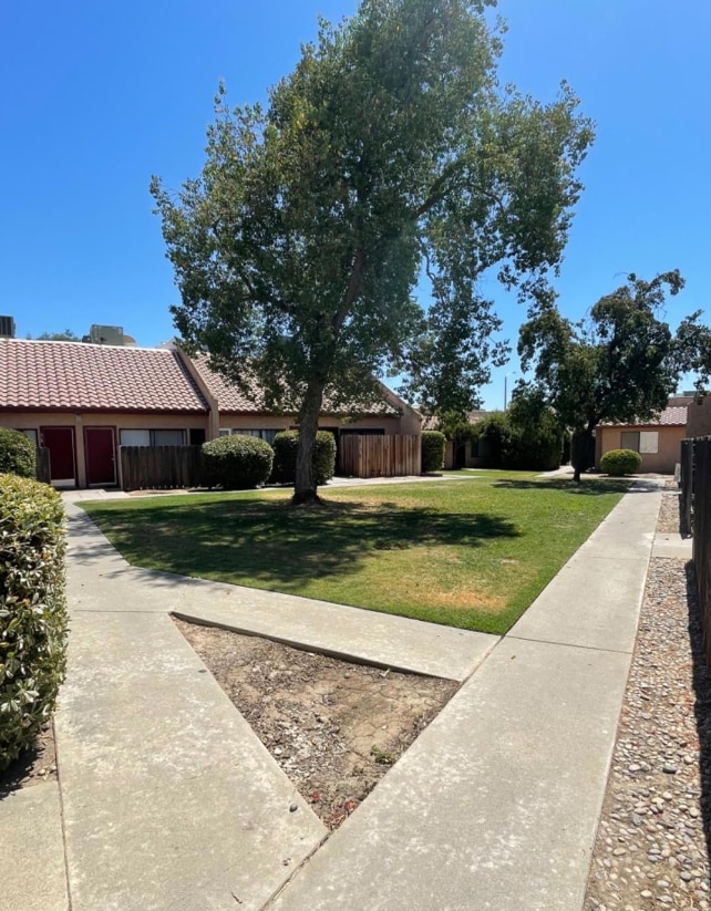 942 Greenfield Ave, Hanford, CA 93230 Townhome Rentals in Hanford CA