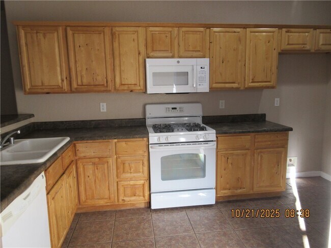 Foto del edificio - 2044 Rex Allen Dr