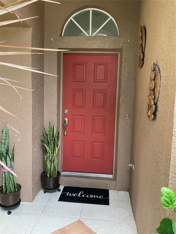 Foto del edificio - 562 Lake Cypress Cir