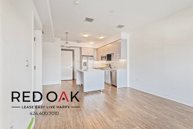 Foto del edificio - 1168 S Barrington Ave