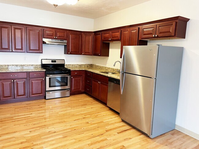 Foto del edificio - 404 Whiting Ave