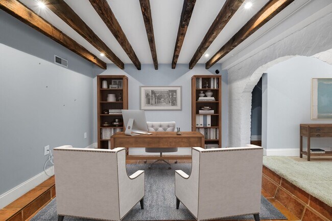 Foto del edificio - 330 1/2 E St