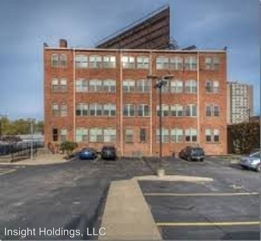 Foto principal - 2820 Detroit Ave