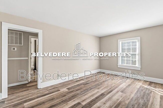 Building Photo - 1208 Valley View St