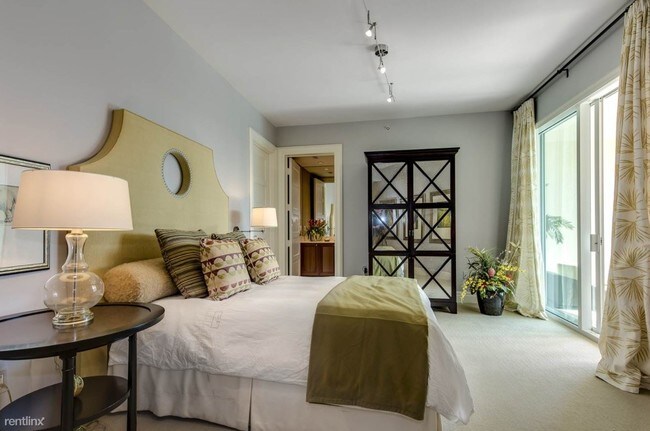 Foto del edificio - 2 br, 2 bath Condo - 8 Octavia St Unit 705