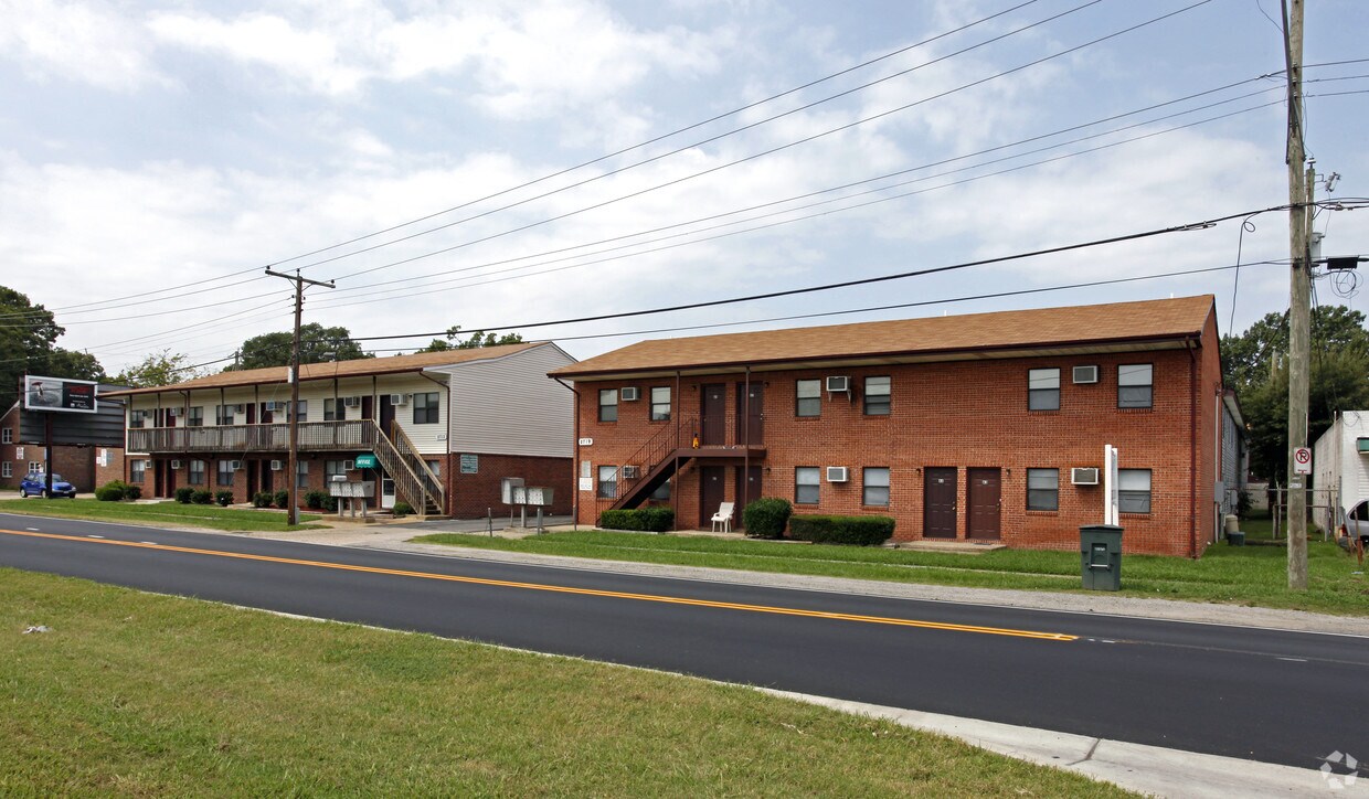 Primary Photo - Lansdale Garden Apartments