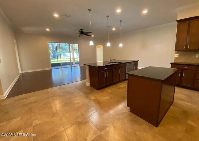 Foto del edificio - 11790 Jaylin Ct