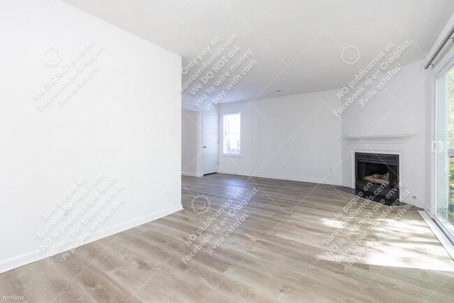 Building Photo - 3 br, 3 bath House - 7004 Panda Ln