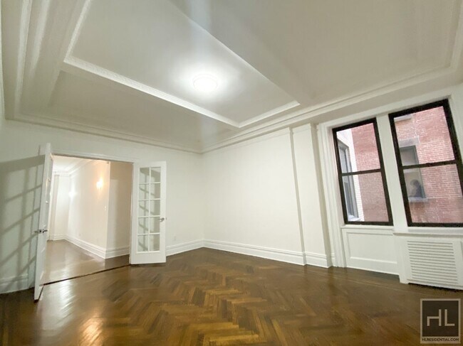 Building Photo - WEST 58 STREET