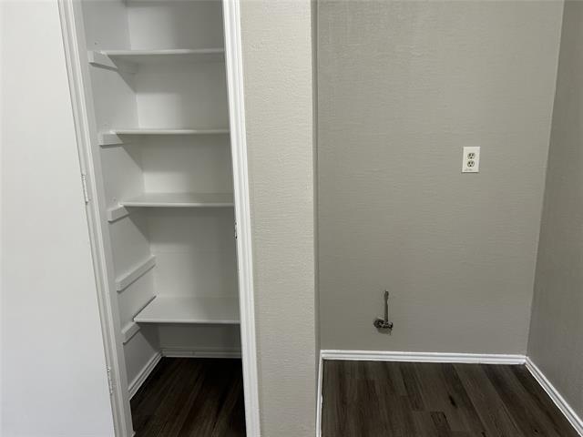 Foto del edificio - 6621 N Park Dr
