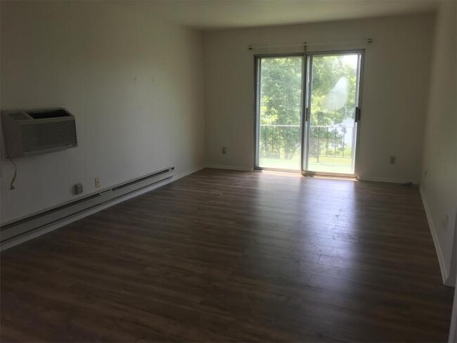 Building Photo - 2 bedroom in Fergus Falls MN 56537