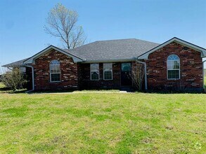 Building Photo - 3016 Davis Rd
