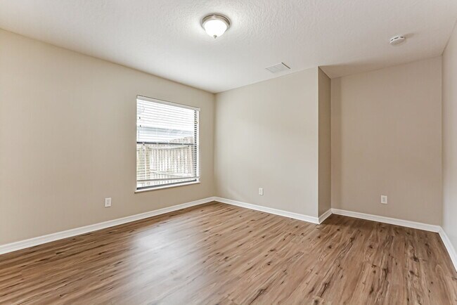 Foto del edificio - 4222 Barnsley Ln