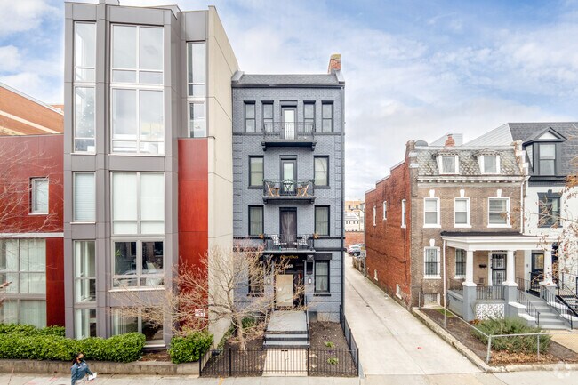 Building Photo - 1468 Harvard St NW