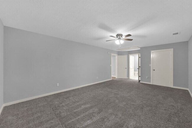 Foto del edificio - 15876 Pecan Dr