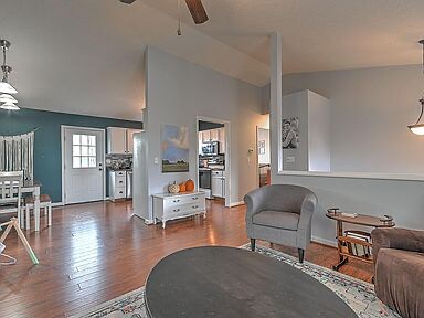 Building Photo - 23 Maple Ridge Ct