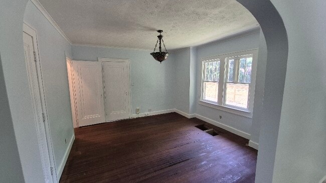 Building Photo - 5309 Hill St