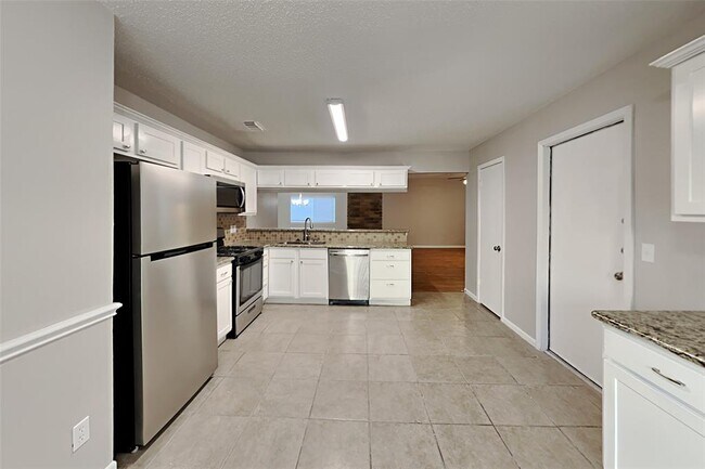 Foto del edificio - 1478 Country Park Dr