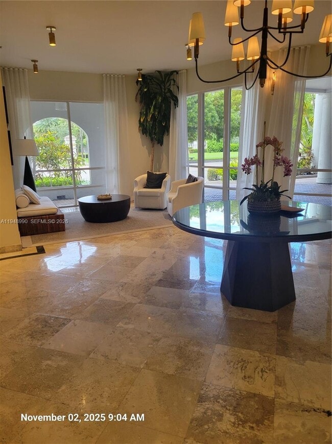 Foto del edificio - 2351 Douglas Rd