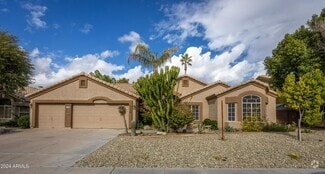 Building Photo - 5434 E Campo Bello Dr