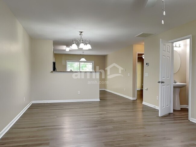 Building Photo - 610 Tradewinds Loop