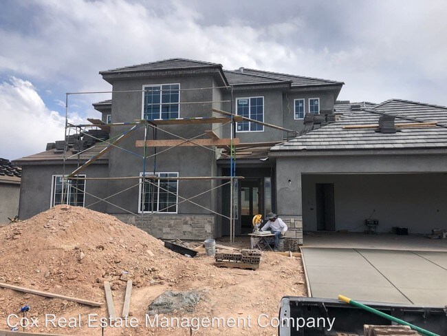 Building Photo - 5 br, 4 bath House - 3190 E Seegmiller Dr