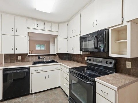 Building Photo - 6700 Evergreen Dr