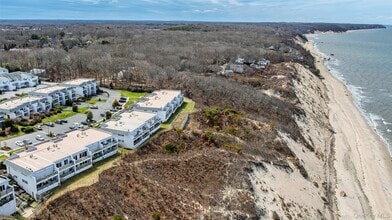 Building Photo - 801 Bluffs Dr N