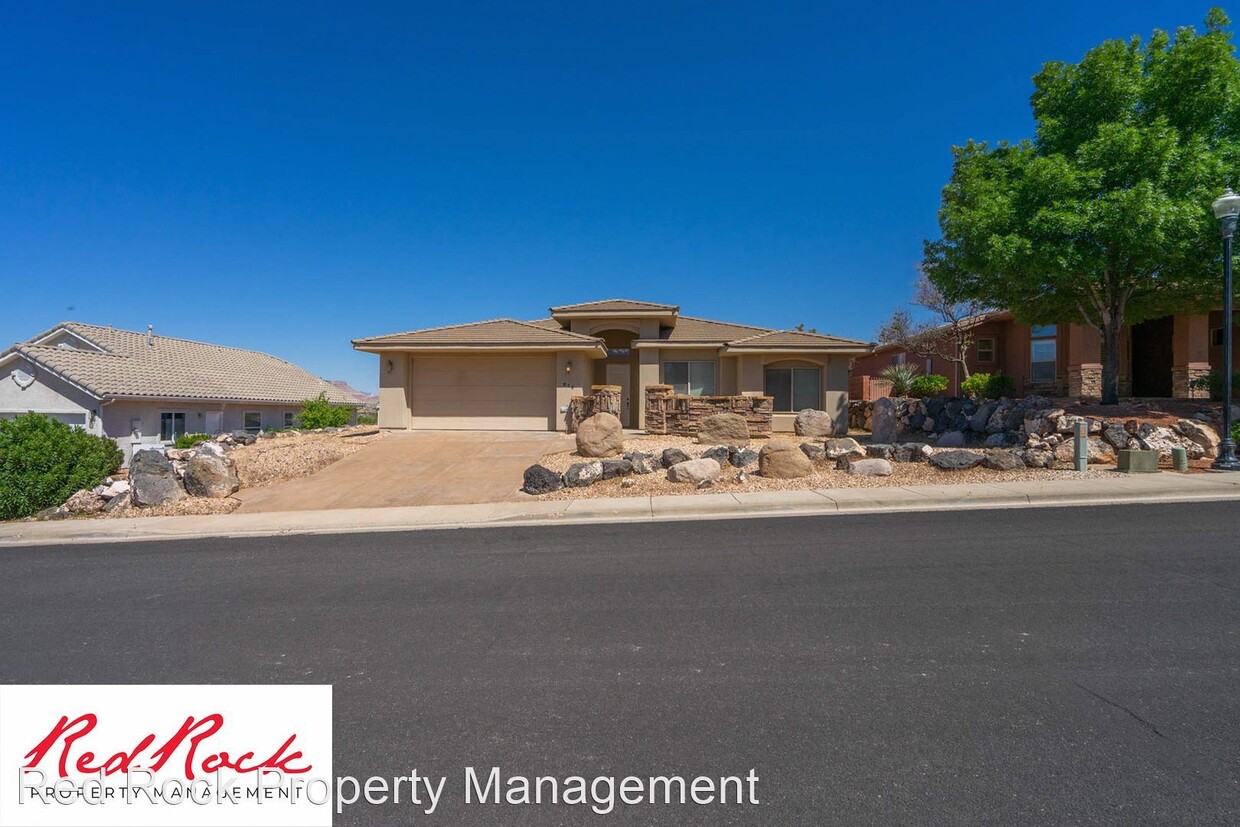 Primary Photo - 3 br, 2 bath House - 215 S Valley View