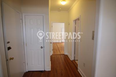 Building Photo - 1 bedroom in Brookline MA 02446