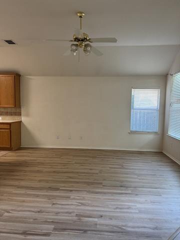 Foto del edificio - 9522 Glenshee Dr