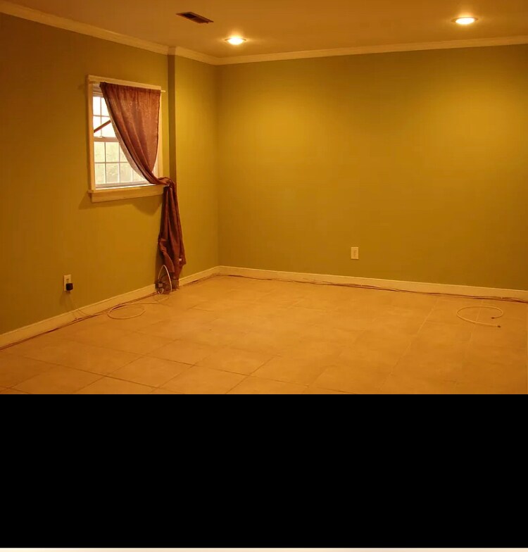 Building Photo - 2910 Haddington Ct