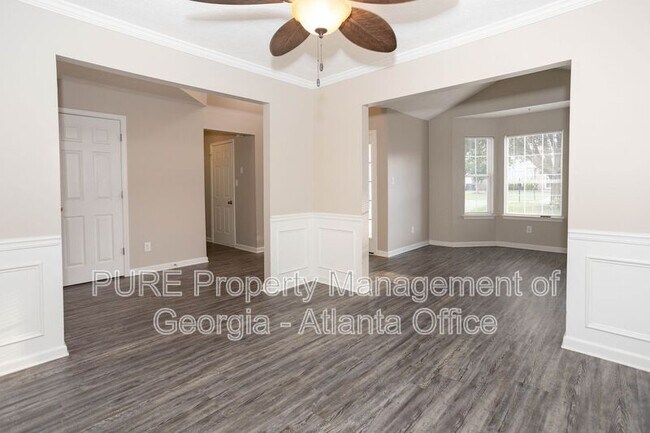 Building Photo - 4303 Brighton Way NW