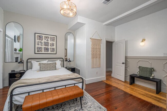 Building Photo - 505 E Mc Donough St